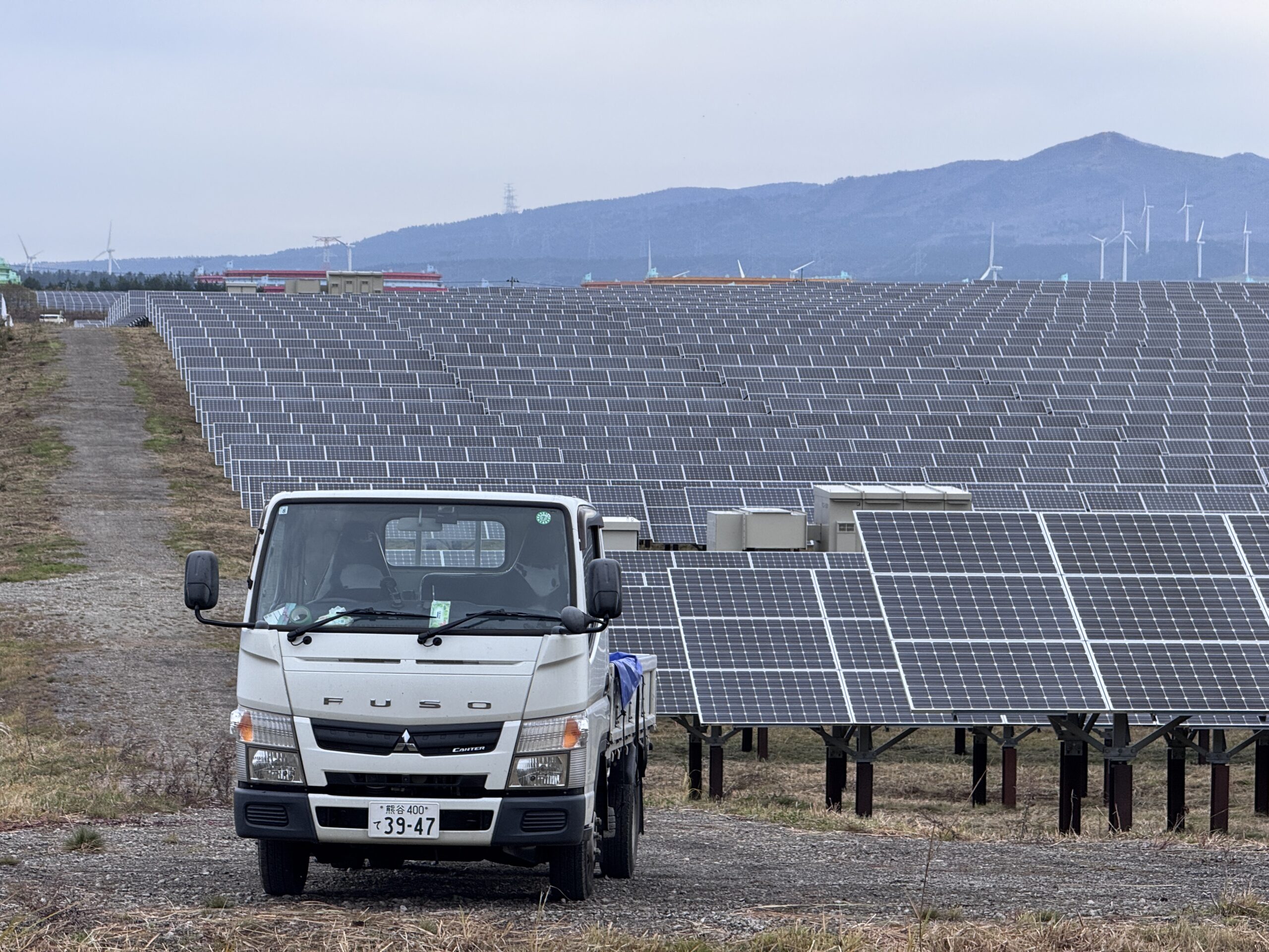 太陽光発電所 草刈り・点検
